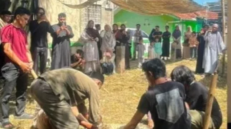 Lebaran tanpa Pulang, IKAMAPA Bogor Obati Rindu dengan Qurban dan Kuah Beulangong