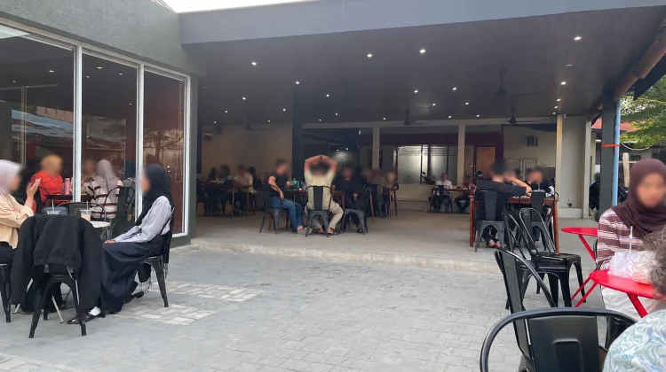 Warung Kopi Aceh Tak Pernah Sepi Pengunjung, Bara Coffee Jadi Favorit Anak Muda