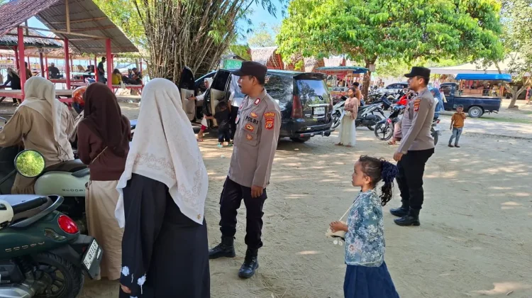 Polisi Intensifkan Pengamanan Wisata Pantai Lancok