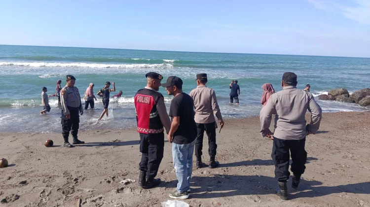 Pengamanan Patroli di Pantai Ujong Blang, Wisatawan Diimbau Utamakan Keselamatan