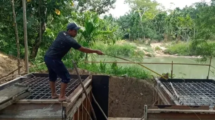 Kodim Aceh Utara Bangun Jembatan Perintis Garuda di Desa Plupkam Tanah Luas