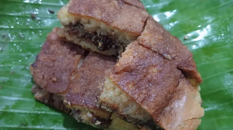 Kue Tradisional Martabak Manis Jadi Sajian Cemilan Favorit