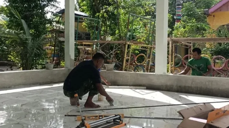 Pembangunan Balai Yayasan di Tambon Tunong Kini Hampir Rampung