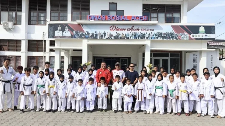 Dinsos Aceh Bina Atlet Karate Muda dari Panti Sosial
