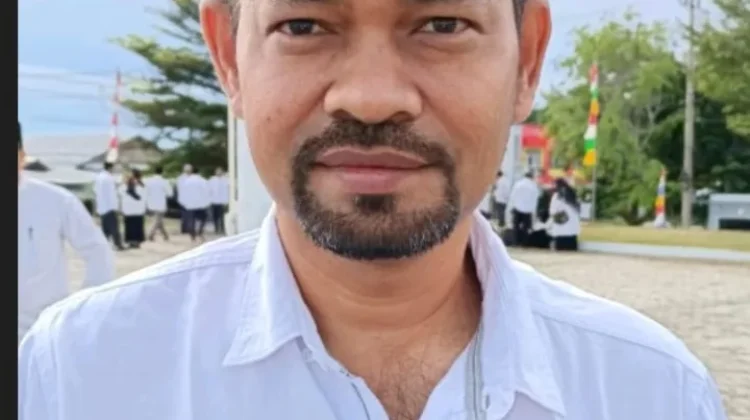 Gajah Berkelahi di Langit Dunia, Semut Aceh Terhimpit di Bumi