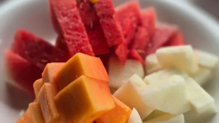 Konsumsi Buah saat Cuaca Panas, Cara Sederhana Jaga Tubuh Tetap Segar