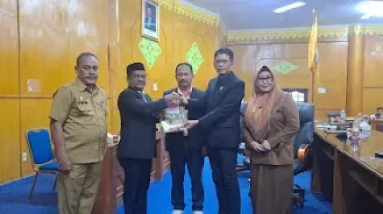 DPRK Soroti Data Pascabanjir, Minta Kepala Diskominfo Dicopot