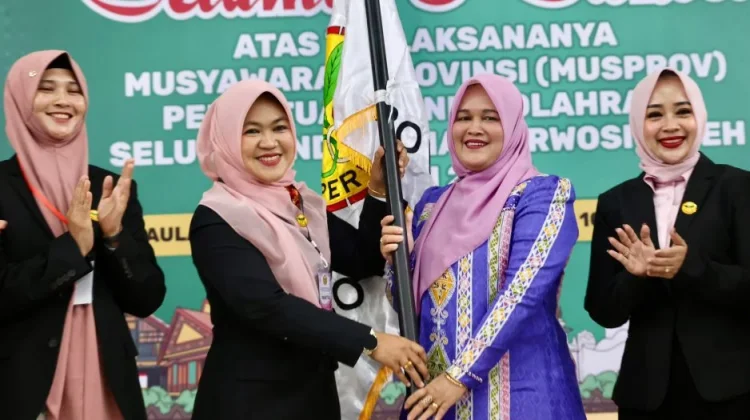 Mukarramah Fadhlullah Terpilih Aklamasi Pimpin PERWOSI Aceh Periode 2026–2030