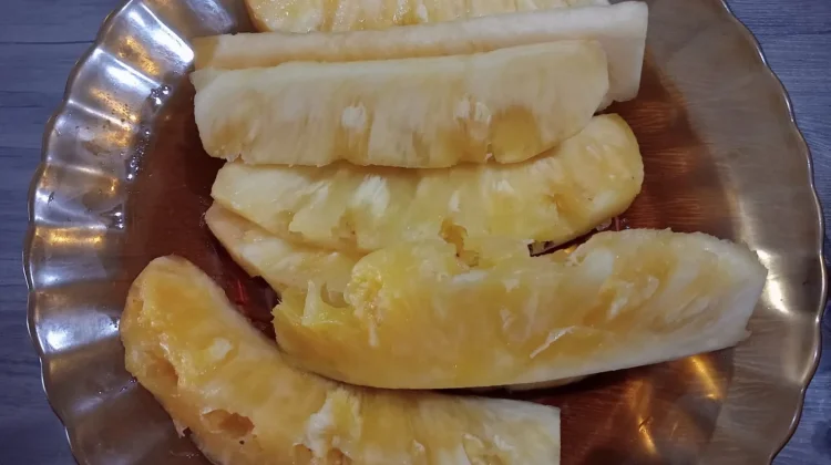 Manis dan Menyegarkan, Nanas Jadi Buah Favorit Sepanjang Tahun