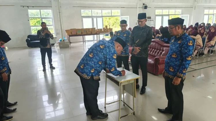 Pelantikan Pejabat MAN IC Aceh Timur, Kemenag Dorong Lahirnya Pemimpin Inspiratif