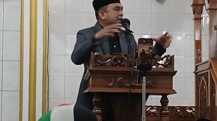 Ustadz Junaidi Ilyas: Seluruh Komponen Bangsa Perlu Bersatu Dukung Syariat