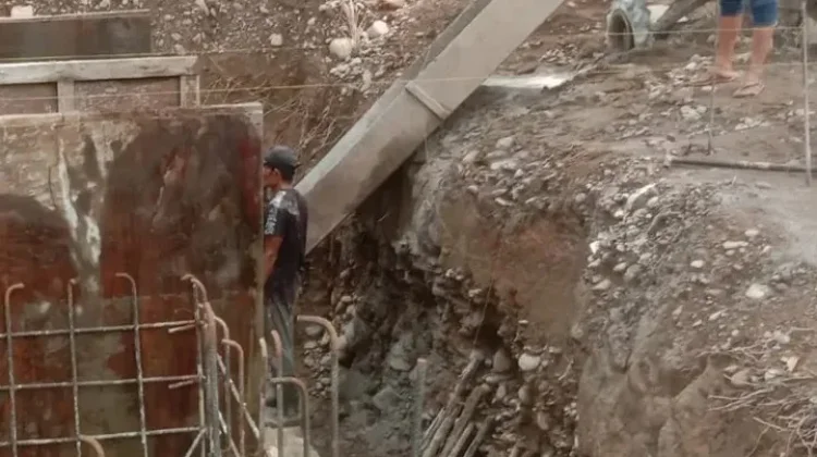 Pembangunan Jembatan Perintis di Geurdong Pase Terus Dipacu