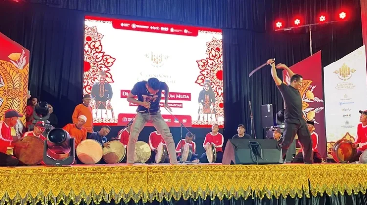 Grup Rapai Raja Siwah Ikut Meriahkan Festival Canang Ceureukeuh 2026