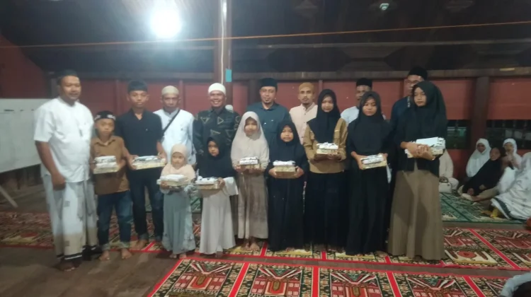 Warga Desa Ulee Ateung Peringati Hari Asyura