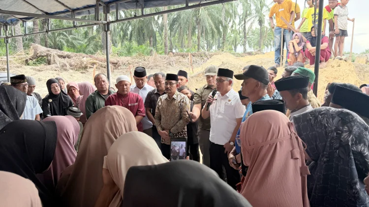Tangis Haru Sambut Jenazah Putri Hensy, PMI Korban Pembunuhan di Malaysia