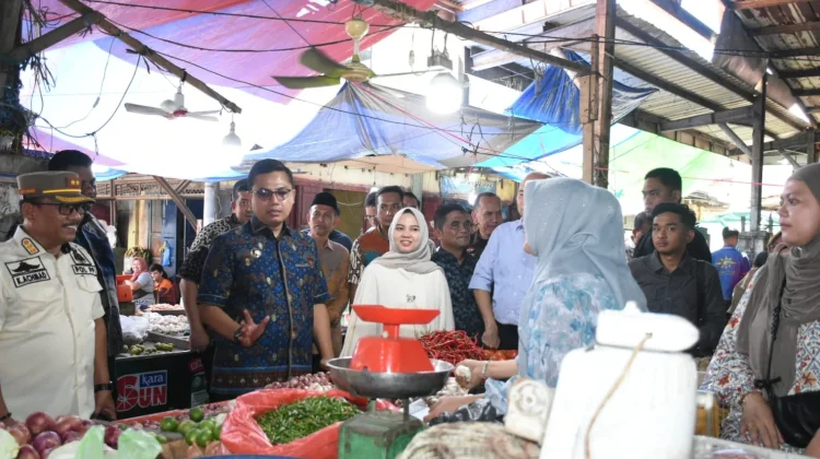 Walikota Langsa Turun ke Pasar usai HLM TPID, Pastikan Harga Kebutuhan Pokok Stabil