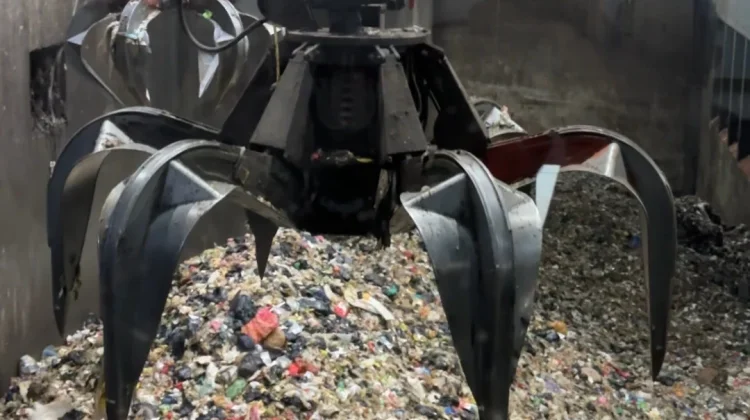 Sistem Otomatis Pembangkit Listrik Chongqing Sulap Sampah Jadi Listrik
