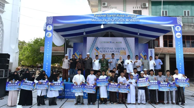 Walikota Langsa Tutup Festival Santri Meuseuraya Penuh Khidmat