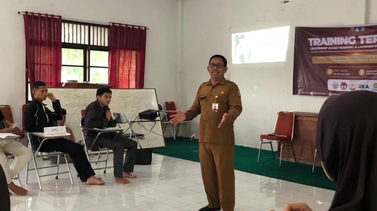 M. Sahrum Bekali Kader PII Dengan Kepemimpinan Visioner Berkarakter