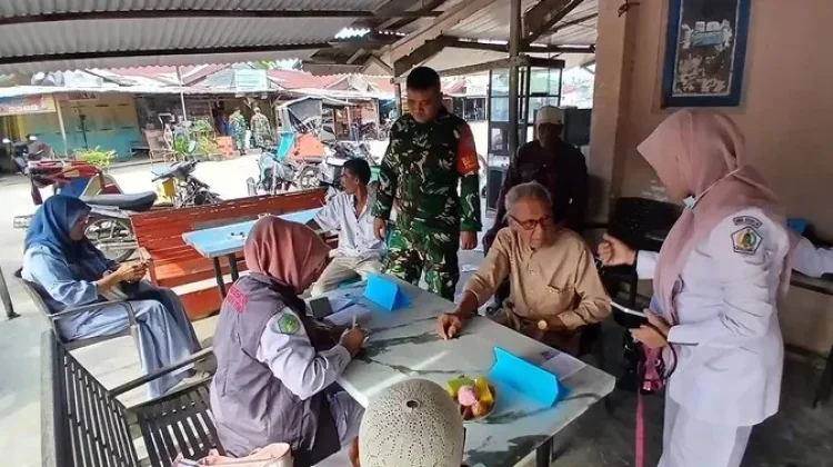 Bakti Kesehatan TNI di Terminal, Warga Antusias Periksa Kesehatan