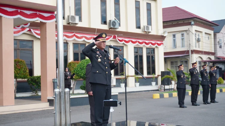 Pimpin Upacara Hari Bhayangkara ke-80, Kapolres AKBP Ahzan Tegaskan Komitmen Polri
