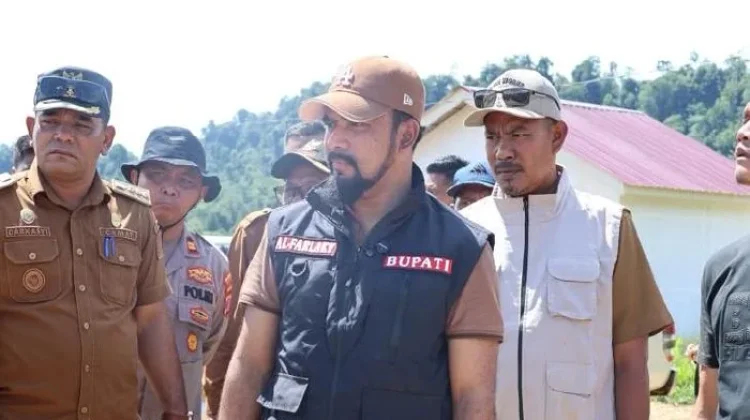Pemkab Aceh Timur Tangani Kebakaran Sumur Minyak Tradisional Darul Ihsan