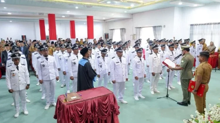 Bupati Aceh Timur Lantik 57 Keuchik