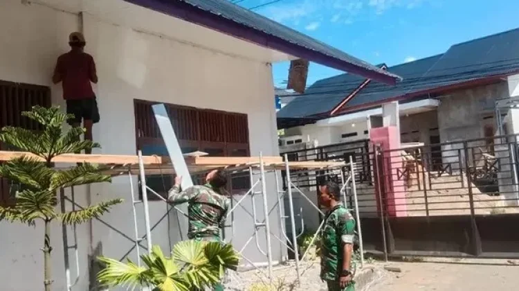 Babinsa Kawal Revitalisasi SD Negeri 5 Lhokseumawe
