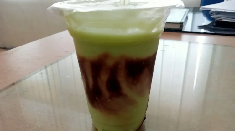 Jus Alpukat: Minuman Lezat yang Kaya Nutrisi untuk Menunjang Kesehatan
