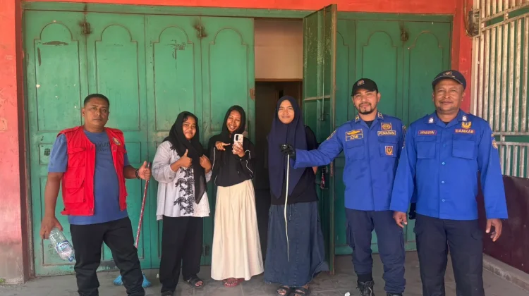Ular Masuk Rumah, Damkar Lhokseumawe Bergerak Cepat