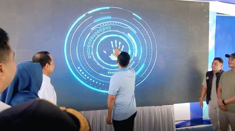 Wali Kota Langsa Resmikan e-Parkir Berlangganan