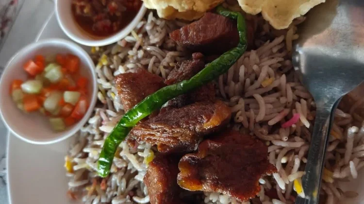 Nasi Briyani Daging Jadi Pilihan Istimewa Menu Makan Siang