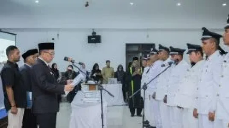 Bupati Pidie Jaya Lantik 31 Keuchik Terpilih Periode 2026–2032