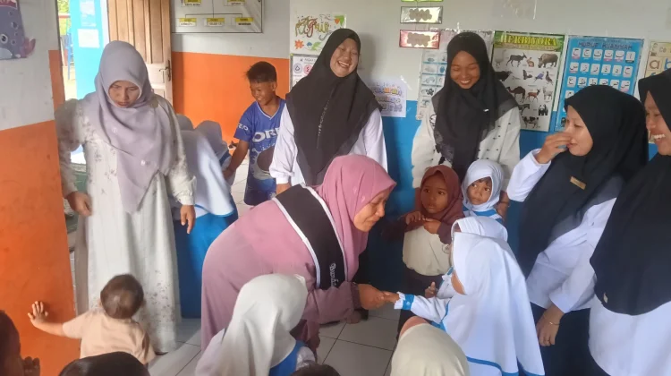 Bunda PAUD Julok Pantau MPLS di PAUD Bungong Seuke Naleung