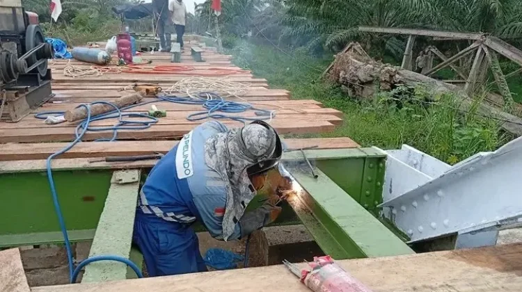Pembangunan Jembatan Perintis Garuda di Cot Girek Terus Dipacu