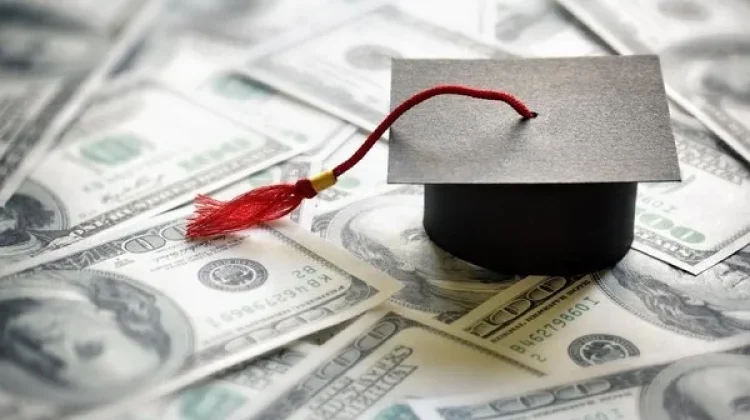 Kesalahan Finansial yang Sering Dilakukan Fresh Graduate