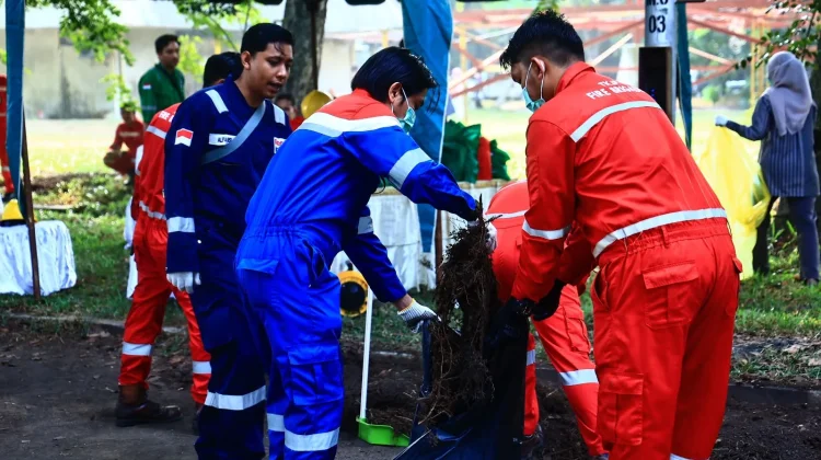Wujudkan Lingkungan Kerja Bersih dan Sehat, Perta Arun Gas Gelar Jumat Bersih