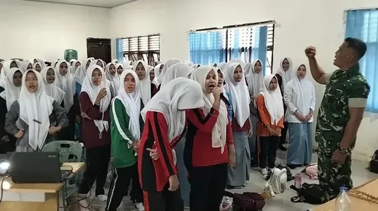 Danramil Matangkuli Tanamkan Semangat Kebangsaan kepada Siswa Baru SMAN 1