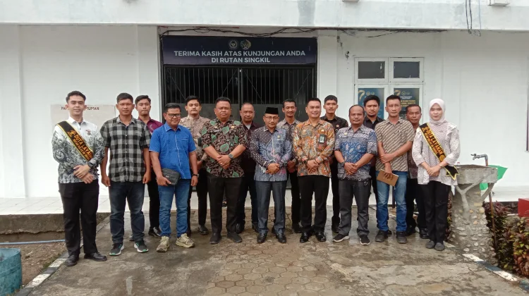 Kunjungi Rutan Aceh Singkil, Haji Uma Soroti Over Kapasitas dan Kurangnya Personel