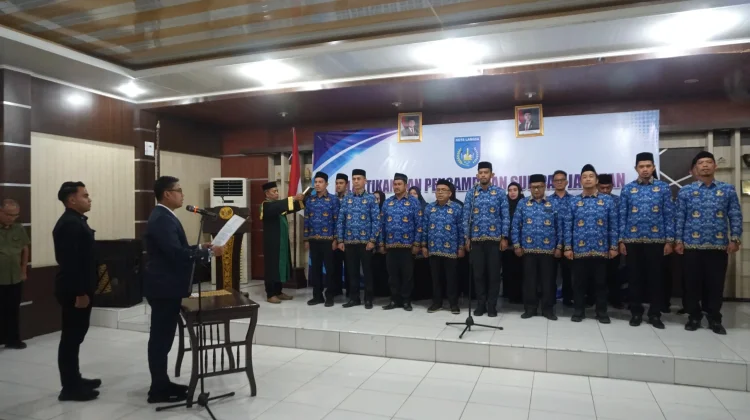 Wali Kota Langsa Lantik Enam Belas Pejabat Administrator Baru
