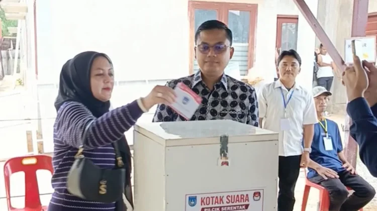 Wali Kota Langsa gunakan hak pilih, ajak warga sukseskan Pilchiksung 2026