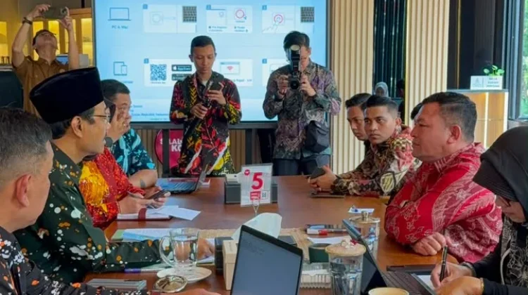 Bupati Aceh Utara Bahas Banjir dan Sekolah Rakyat