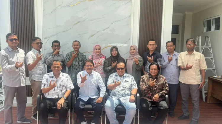 FISIP Universitas Dharmawangsa Benchmarking ke FISIP Unimal