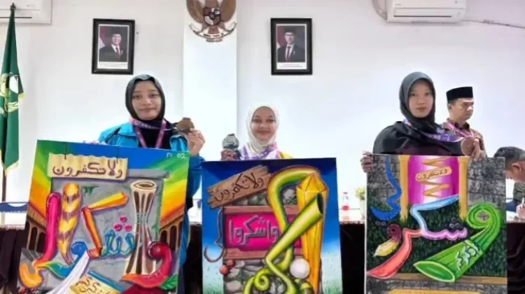 Balqisa Humaira Persembahkan Perak Kaligrafi untuk PNL