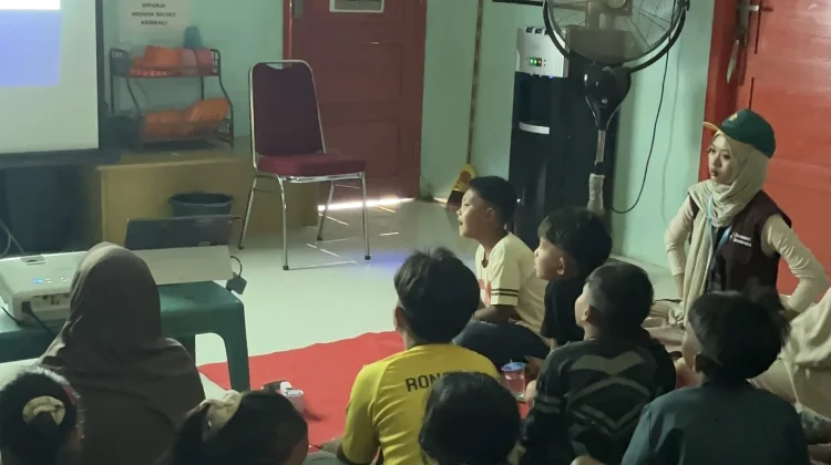 Mahasiswa KKN USK Edukasi Anak lewat Film Inspiratif