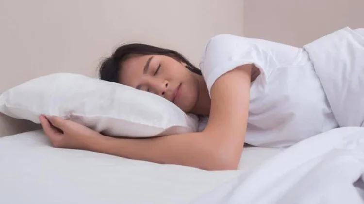 Sering Begadang? Ketahui Batas Tubuh Manusia tanpa Tidur