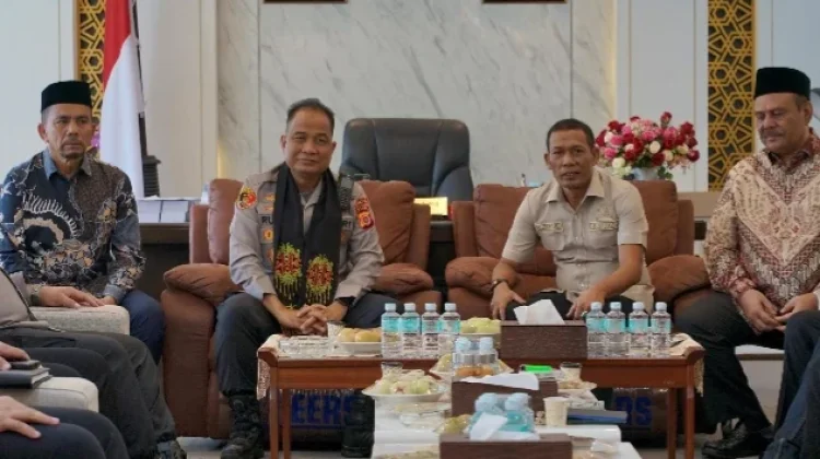 Kapolda Aceh Silaturahmi dengan Ketua DPRA, Perkuat Sinergi Jaga Stabilitas