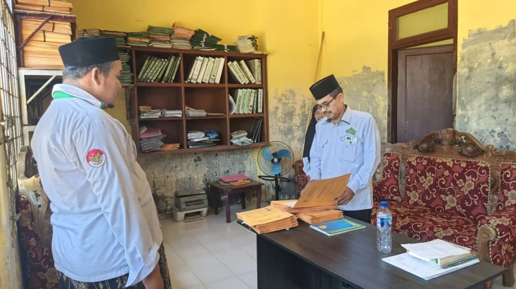 Kakankemenag Aceh Timur Kunjungi KUA Tinjau Sarana Prasarana hingga Layanan