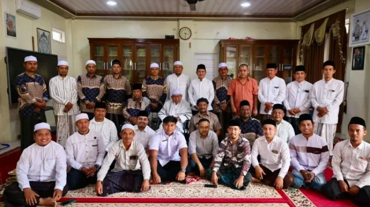 Wagub Aceh Safari ke Sejumlah Dayah, Perkuat Silaturahmi dengan Ulama