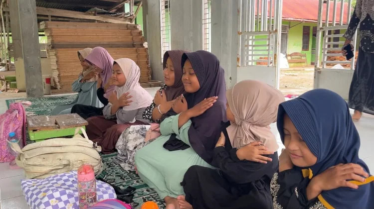 Butterfly Hug Ajarkan Anak Drien Bungong Tolak Bullying
